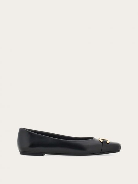 Ferragamo | Women's Ballet Flat With Gancini Ornament - Black