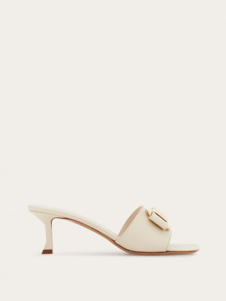 Ferragamo | Women's New Vara Plate Slide - Mascarpone