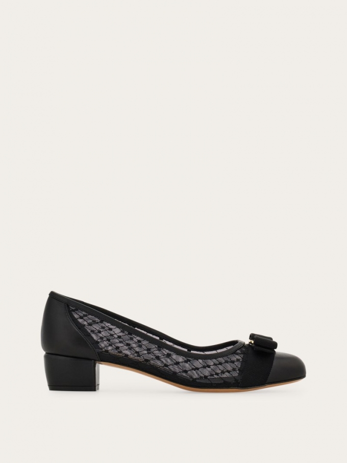 Ferragamo | Women's Vara Pump - Black