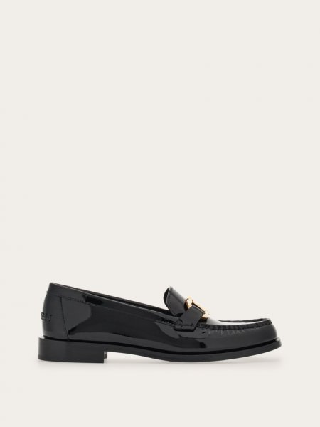 Ferragamo | Women's Moccasin With Gancini Ornament - Black