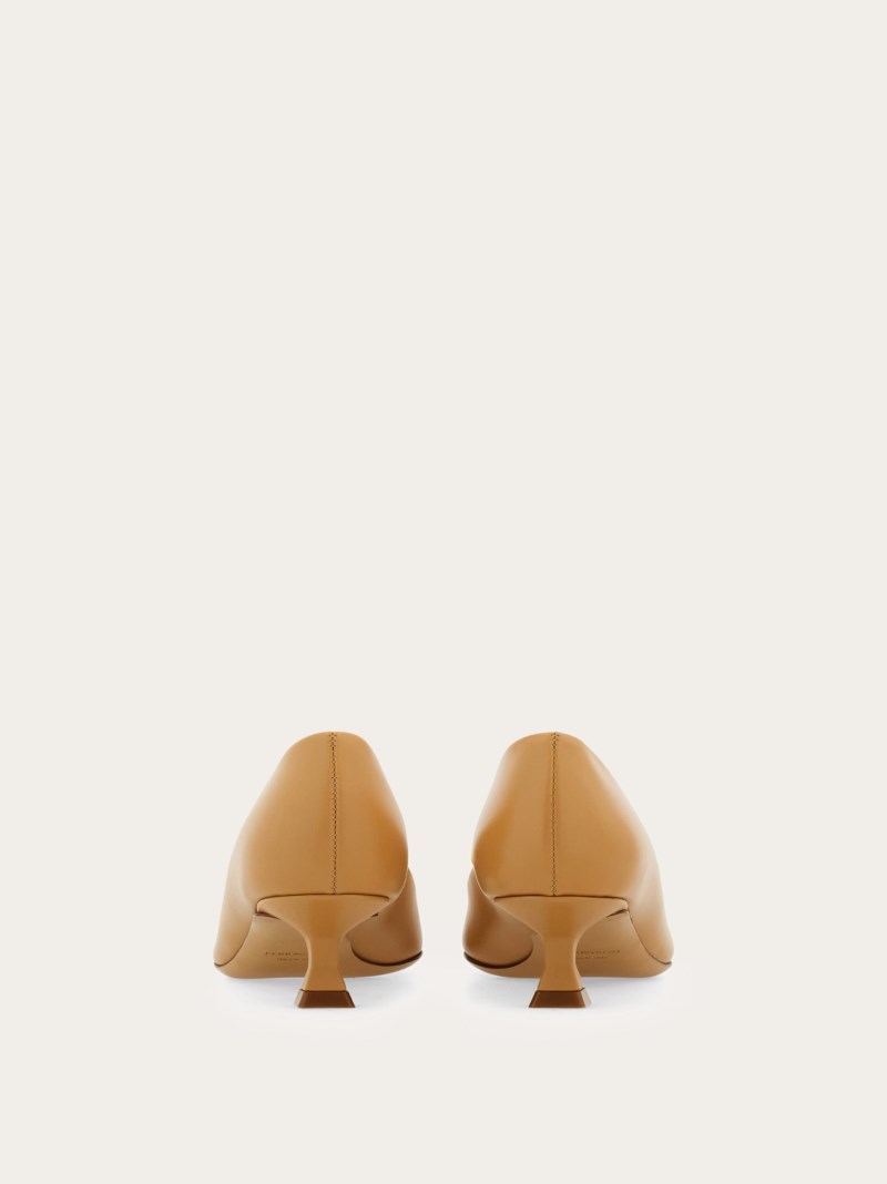 Ferragamo | Women's New Vara Plate Kitten Heel Pump - Light Camel